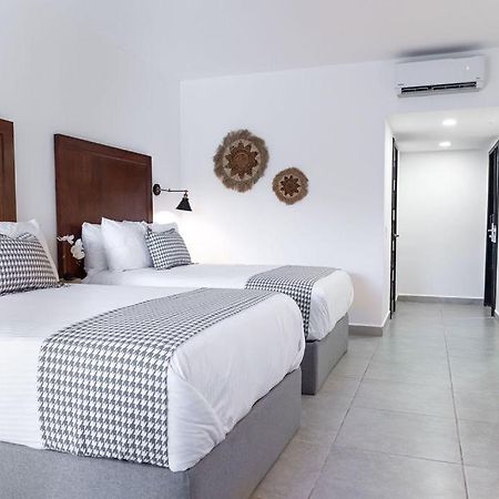 Hotel Vista Lago Buena Vista Arriba Екстериор снимка