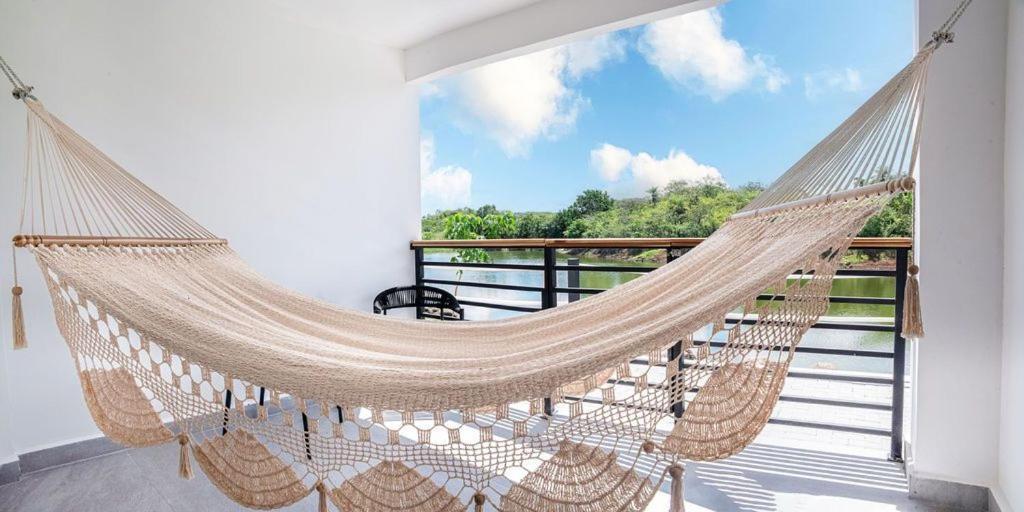 Hotel Vista Lago Buena Vista Arriba Екстериор снимка